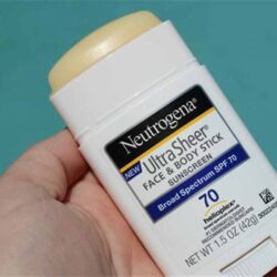 Bộ 3 kem chống nắng Neutrogena Ultra Sheer 4 Kem chong nang dung cho mat va co the Neutrogena Ultra Sheer Stick SPF 70 42g 1