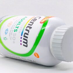 Vitamin dành cho người trên 50 tuổi Centrum Silver Adults 50+ 325 viên 9 thuoc bo danh cho nguoi tren 50 tuoi centrum silver adults 50 325 vien knd