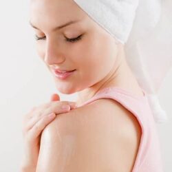 Kem dưỡng thể Victoria's Secret Amber Romance Body Butter 185g 9 women skin beauty white