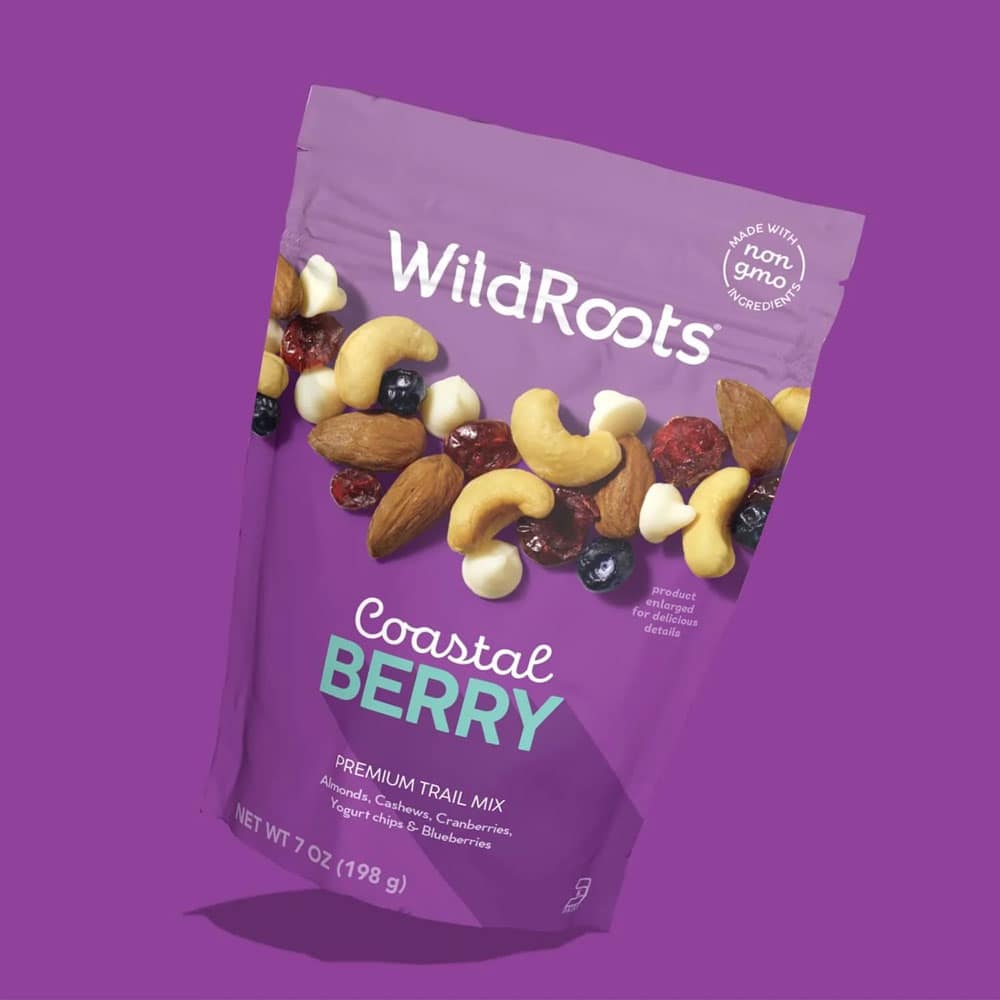 Hạt hỗn hợp Wild Roots Coastal Berry Blend Premium Trail Mix 737g - Ảnh 3