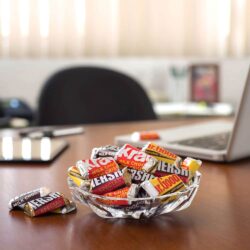 Socola Hershey's Miniatures Chocolate 1.58kg 14 socola hersheys miniature chocolate 60oz 158kg kna