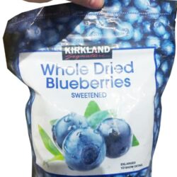 Việt Quất sấy khô Kirkland Signature Whole Dried Blueberries 567g 6 viet quat say kho kirkland signature whole dried blueberries 567g 191125 ka
