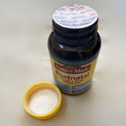 thuoc bo sau khi sinh nature made postnatal multi dha 60 vien 090525 kc