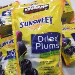 Quả mận sấy khô Kirkland Signature Sunsweet Plums 1.59 kg 11 kirkland signature sunsweet whole dried plums 56 oz knd