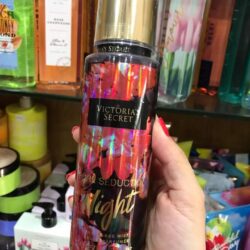 Xịt thơm Victoria's Secret Fragrance Mist 250ml (Pure Seduction Night) 6 Xit thom Victorias Secret Fragrance Misc 250ml 1