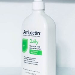 Sữa dưỡng thể Amlactin Moisturizing Body Lotion 567g 8 sua duong amlactin moisturizing body lotion 567g kne