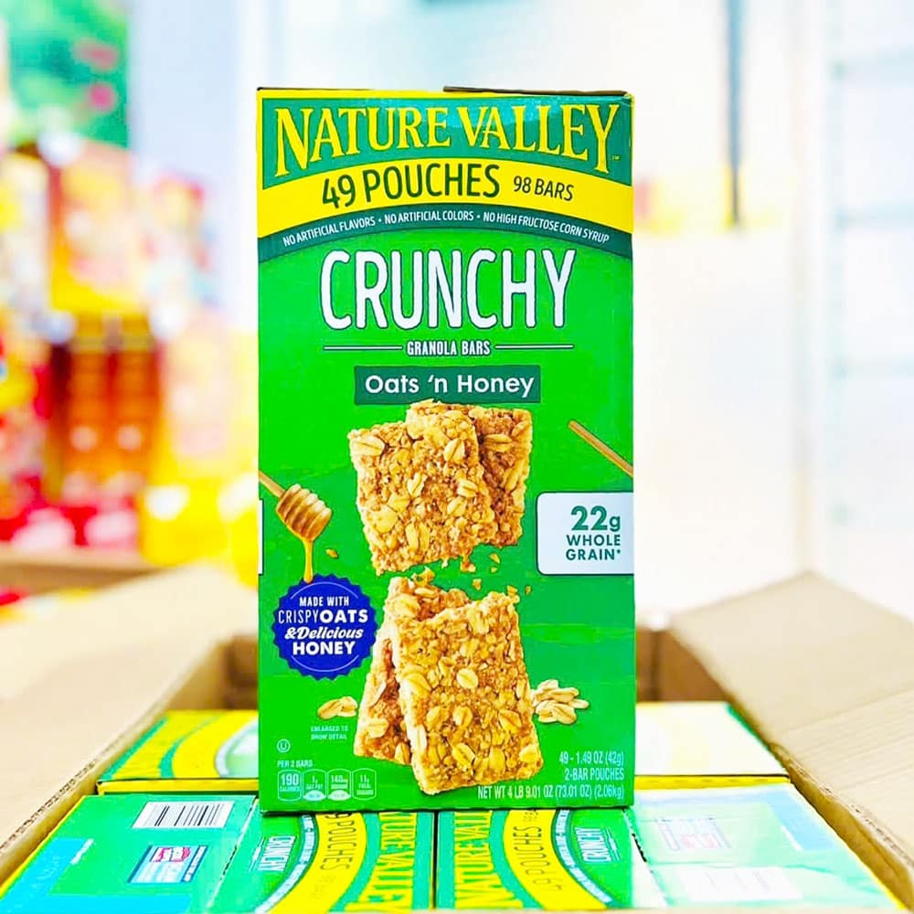 Bánh yến mạch Nature Valley Crunchy Oats’n Honey Granola Bar 98 thanh (Hộp 2.06kg gồm 49 gói) 2 Bánh yến mạch Nature Valley Crunchy Oats’n Honey Granola Bar 98 thanh (Hộp 2.06kg gồm 49 gói) - Ảnh 2
