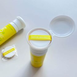 Kem chống nắng Ice Sun SPF50 PA++++ Ice Puff Sun 100ml (Màu vàng) 11 kem chong nang han quoc ice sun spf 50 100ml 261023 ke