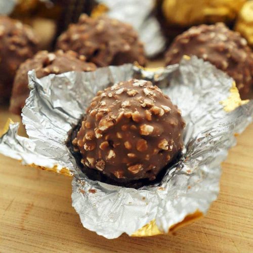 Hộp Socola cao cấp của Mỹ Ferrero Rocher Chocolate 48 viên 600g 6 hop socola cao cap cua ferrero rocher chocolate 48 vien 600g 161124 kb