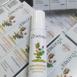 Chai xịt keo ong Vitatree Super Propolis Spray Complex with Honey 30ml 9 chai xit keo ong giam dau hong ho vitatree super propolis spray complex 25ml 30ml knd