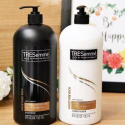 Dầu xả phục hồi tóc khô và hư tổn TREsemmé Luxurious Moisture Conditioner 1.15L 7 t9