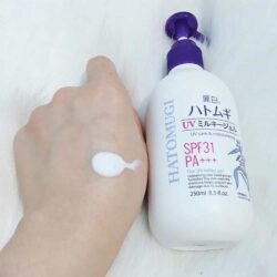 Sữa dưỡng thể trắng da chống nắng Hatomugi UV Care Moisturizing SPF31 250ml 7 Sữa dưỡng thể trắng da chống nắng Hatomugi UV Care Moisturizing SPF31 250ml