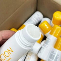 Lăn khử mùi Scion Brightening Roll On 75ml 11 lan khu mui scion pure white roll on nuskin 75ml 061125 kd