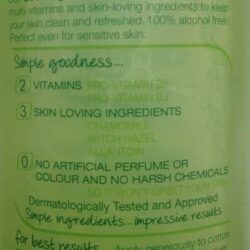 Nước hoa hồng Simple Soothing Facial Toner 200ml