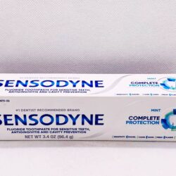 kem danh rang sensodyne complete protection 96 4g kb
