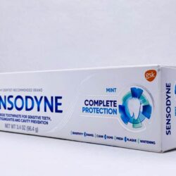 kem danh rang sensodyne complete protection 96 4g ke