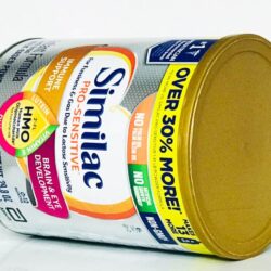 Sữa bột Similac cho trẻ hay nôn trớ Similac Pro-Sensitive Opti-GRO HMO 845g (Lon thiếc) 10 sua bot similac cho tre hay non tro similac pro sensitive opti gro hmo 845g lon thiet kna