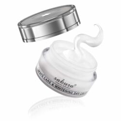 Kem xóa nám dưỡng trắng da ban ngày Sakura Spots Care Whitening Day Cream 30g 7 Kem trị nám dưỡng trắng da ban ngày Sakura Spots Care Whitening Day Cream 30g