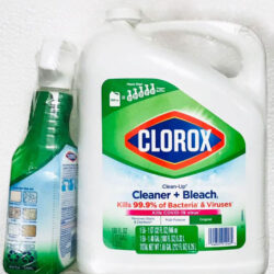 Nước tẩy rửa diệt khuẩn của Mỹ Clorox Clean-Up All Purpose Cleaner 5.32 lít 6 nuoc tay rua diet khuan cua my clorox clean up all purpose cleaner 5 32 lit kaa
