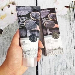 Sữa rửa mặt than hoạt tính 3W Clinic Charcoal Cleansing Foam 100ml 7 Sữa rửa mặt than hoạt tính 3W Clinic Charcoal Cleansing Foam 100ml