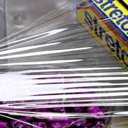 Màng bọc thực phẩm của Mỹ Kirkland Stretch-tile Plastic Food Wrap 5 kirkland plastic 1a