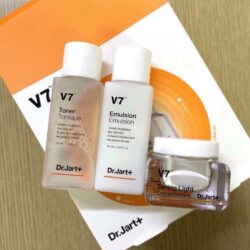 Set mini trắng da trị thâm nám Dr.Jart+ V7 3 món