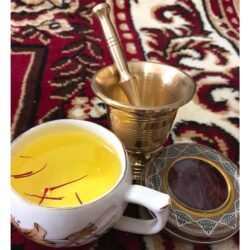Nhuỵ hoa Nghệ Tây Iran Mojalal Saffron 5g tặng kèm Cối chày 8 Nhuỵ hoa Nghệ Tây Iran Mojalal Saffron 5g tặng kèm Cối chày