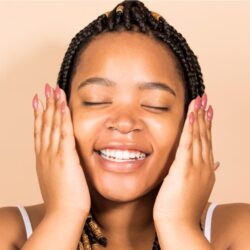 Serum thanh tẩy dành cho da nhạy cảm The Ordinary Lactic Acid 10% + HA 30ml