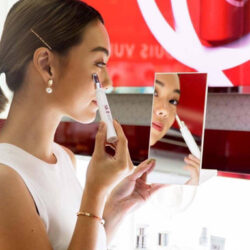 But tri dom nau SK ll Genoptics Spot Pen 15gr Nhat Ban