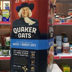 Yen mach nguyen hat Quaker Oats Quick 1 Minutes Oats 4 52 kg 3