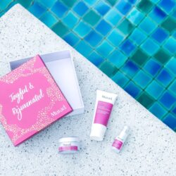 Sữa rửa mặt Murad AHA/BHA Exfoliating Cleanser 200ml 10 sua rua mat murad aha bha exfoliating cleanser 200ml 4