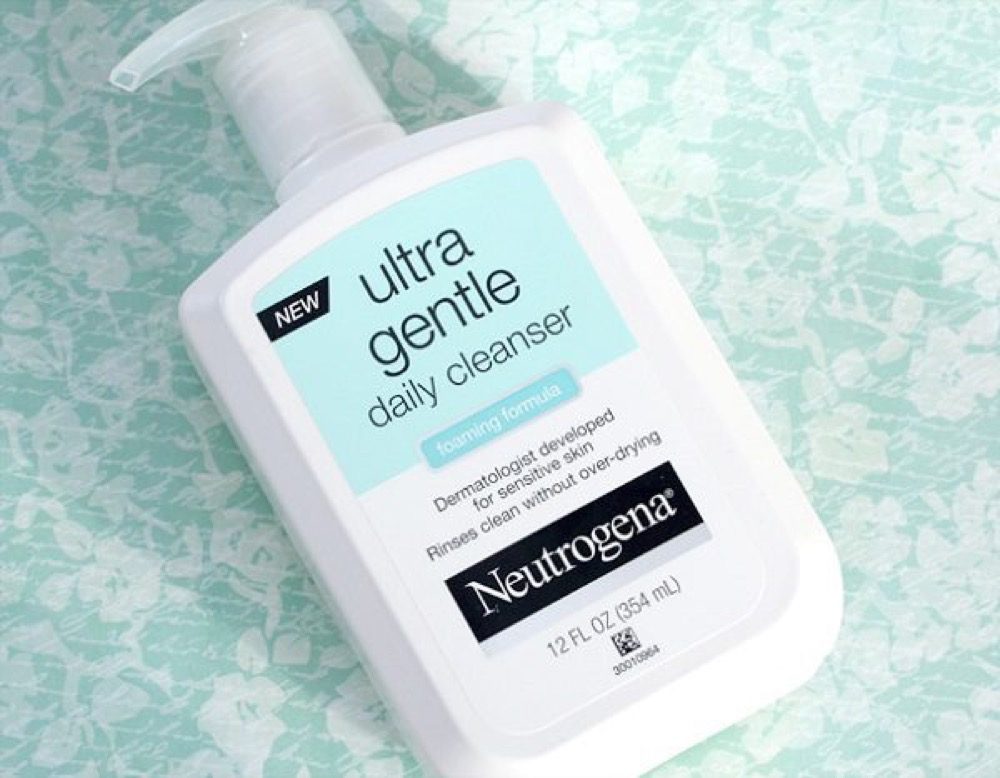 Sữa rửa mặt Neutrogena Ultra Gentle Daily Foaming Formula 354ml