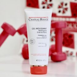 sua rua mat sua tam dang gel kich trang da chateau rouge gel moussant nettoyant eclat du teint 200ml 1