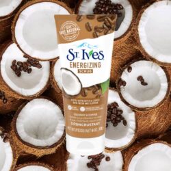 Sữa rửa mặt tẩy tế bào chết St.Ives Energizing Coconut & Coffee Scrub 170g 8 sua rua mat tay te bao chet st ives energizing coconut coffee scrub 170g kb
