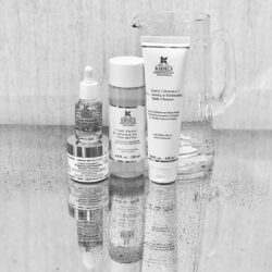 Sữa rửa mặt làm sáng da KIEHLS Clearly Corrective™ Brightening Exfoliating Cleanser 150ml 4