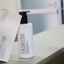 kem duong tam trang da yasmine body white tone up cream 300ml 1