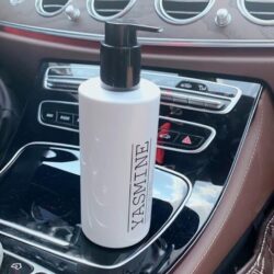 kem duong tam trang da yasmine body white tone up cream 300ml 3