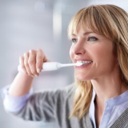 Bàn chải đánh răng điện Philips Sonicare ProtectiveClean 4100 (Trắng) 12 ban chai danh rang dien philips sonicare protectionclean 4100 6