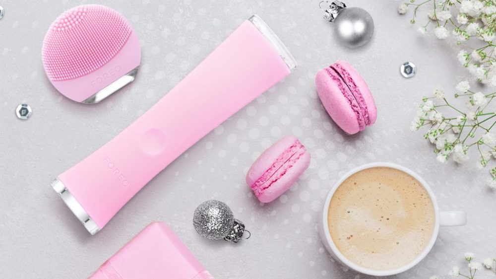 phuong phap tri mun bang anh sang foreo espada pink3