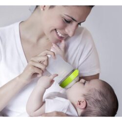 Binh sua Silicone cho be Comotomo Baby Bottle Set 250mlx26