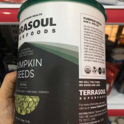 Hat bi do giau khoang chat va Omega3 Terrasoul Superfoods Pumpkin Seeds 454g1