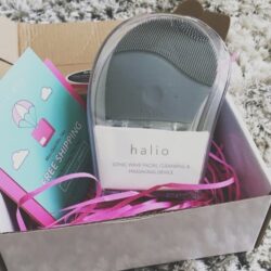 May rua mat Halio Facial Cleasing Massage Device Den 3