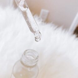 Serum là giảm đốm sắc tố The Ordinary Alpha Arbutin 2% + HA 30ml 9 Serum lam giam dom sac to The Ordinary Alpha Arbutin 2 HA 30ml 4