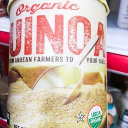 Hat diem mach Kirkland Signature Organic Quinoa 453g3