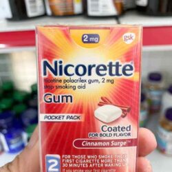 Keo cai thuoc la Nicorette Gum Pocket Pack 2mg 20 vien 0034