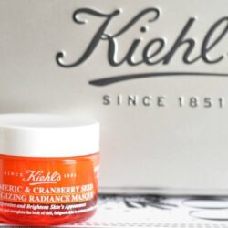 Mặt nạ nghệ và nam việt quốc dưỡng sáng da KIEHL'S Turmeric & Cranberry Seed 100ml 10 Mat na nghe va nam viet quoc duong sang da KIEHS Turmeric Cranberry Seed 100ml2