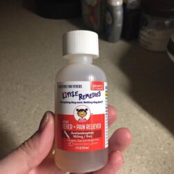 Siro giảm sốt cho bé 2 -3 tuổi Little Remedies Infant Fever+ Pain Reliever 59ml x2 9 Siro giam sot cho be 2 3 tuoi Little Remedies Infant Fever Pain Reliever 59ml x2 4