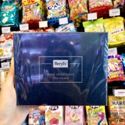 Socola dang Beryls Dark Chocolate with Sea Salt 216g x 12 thanh 1