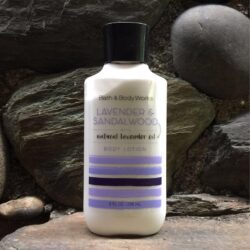 Sua duong the Bath amp Body Works Body Lotion Lavender Sandalwood 236ml3