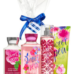 Sua duong the Bath amp Body Works Body Lotion Sweet Pea 236ml1